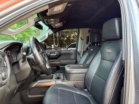 Used 2021 Chevrolet Silverado 1500 LT Trail Boss w/ Convenience Package II AWD/4WD image 6