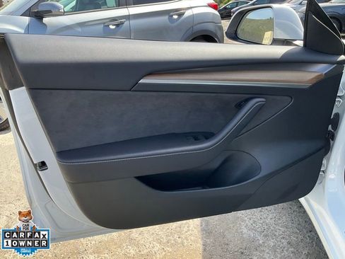 Used 2023 Tesla Model 3 Standard Range image 23