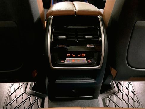 Certified 2022 BMW X5 sDrive40i w/ Premium Package image 34