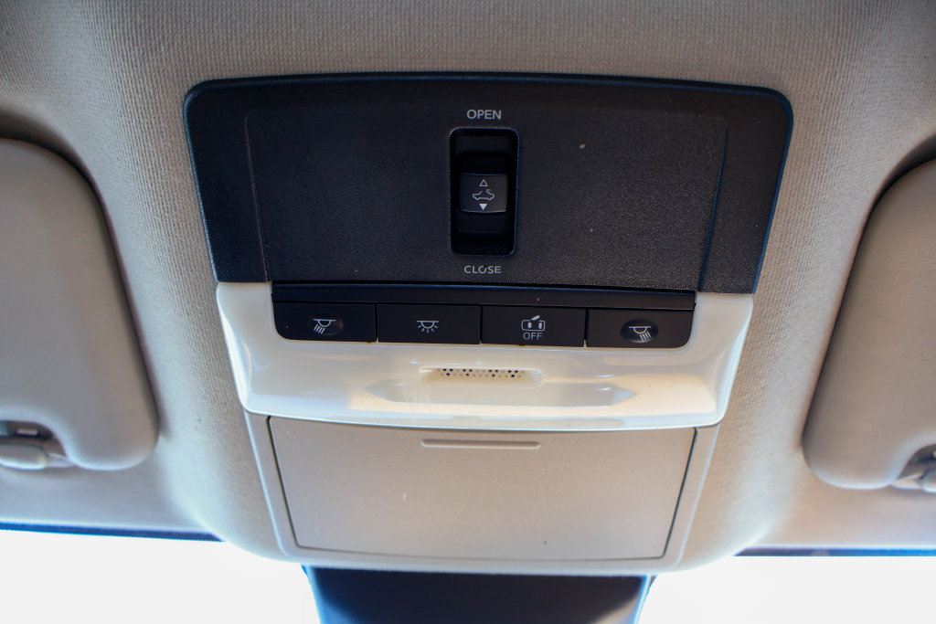 Used 2024 Nissan Sentra SV w/ SV Premium Package FWD image 19