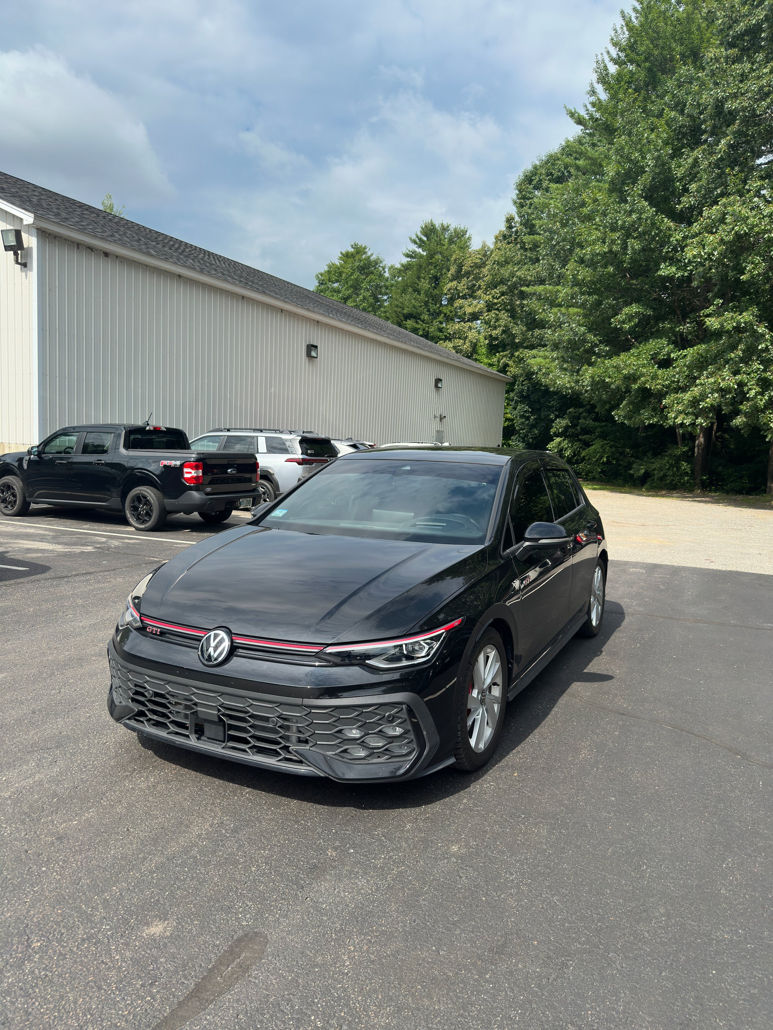 Used 2025 Volkswagen GTI Autobahn FWD image 1