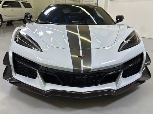 Used 2023 Chevrolet Corvette Z06 w/ Stealth Interior Trim Package image 3