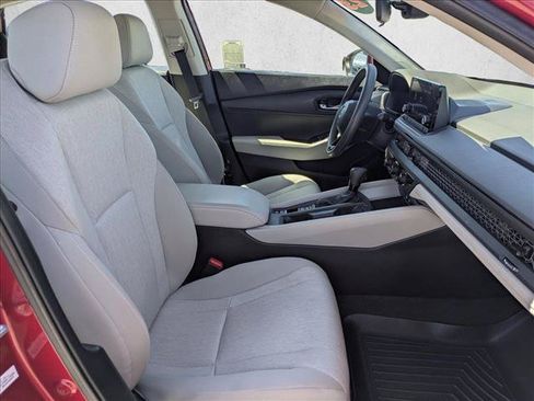 Used 2023 Honda Accord LX image 19