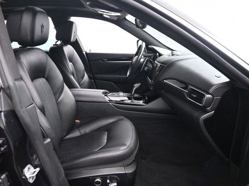 Used 2023 Maserati Levante Modena image 25