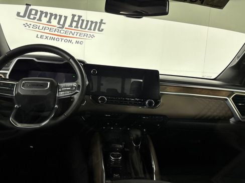 Used 2026 GMC Canyon Denali AWD/4WD image 26