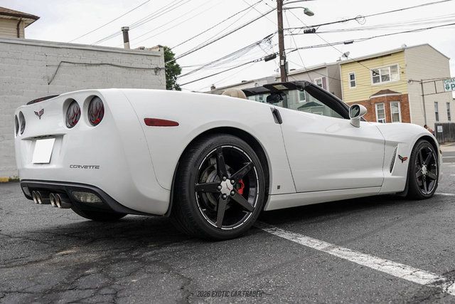 Used 2006 Chevrolet Corvette Convertible w/ Preferred Equipment Group RWD image 8