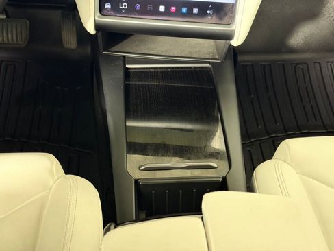 Used 2019 Tesla Model X AWD/4WD image 23