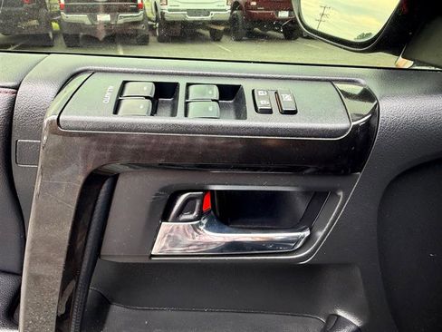 Used 2018 Toyota 4Runner TRD Off-Road image 29