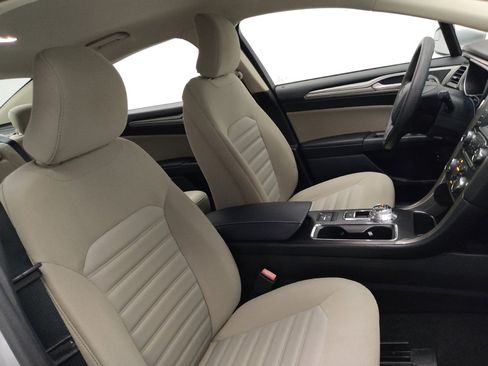 Used 2018 Ford Fusion S image 21