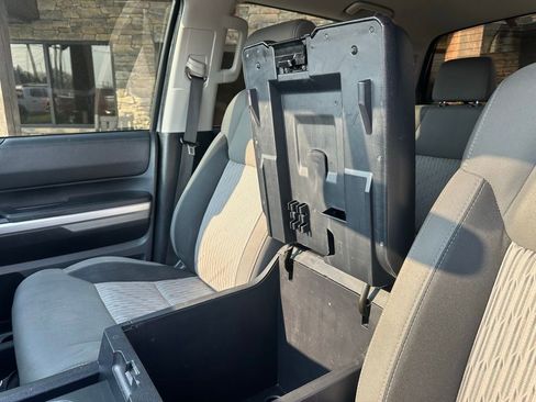 Used 2017 Toyota Tundra SR5 w/ SR5 Upgrade Package image 14