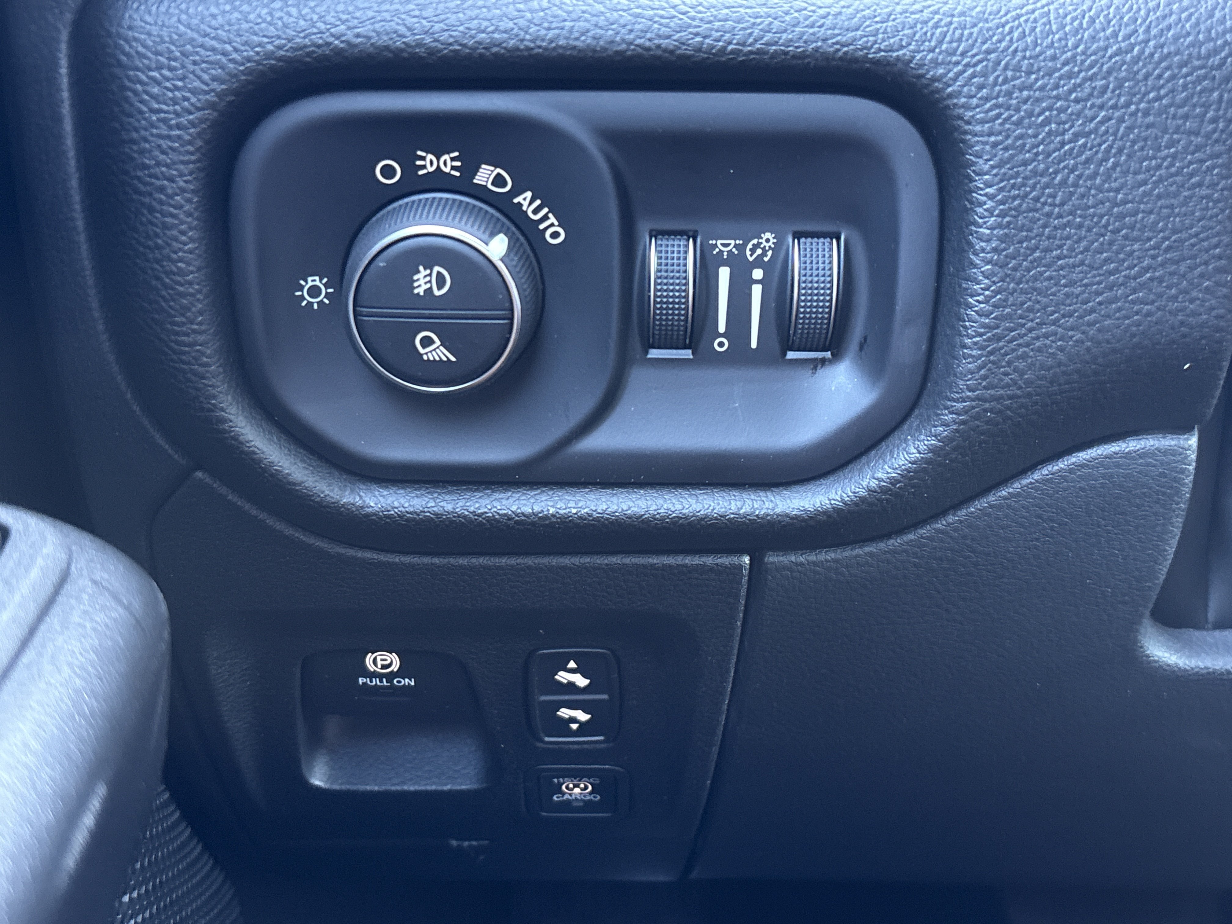 Used 2026 RAM 1500 Big Horn AWD/4WD image 32