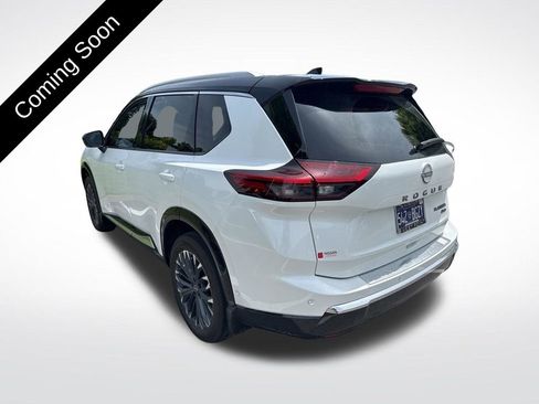Used 2024 Nissan Rogue Platinum w/ Platinum Premium Package AWD/4WD image 6