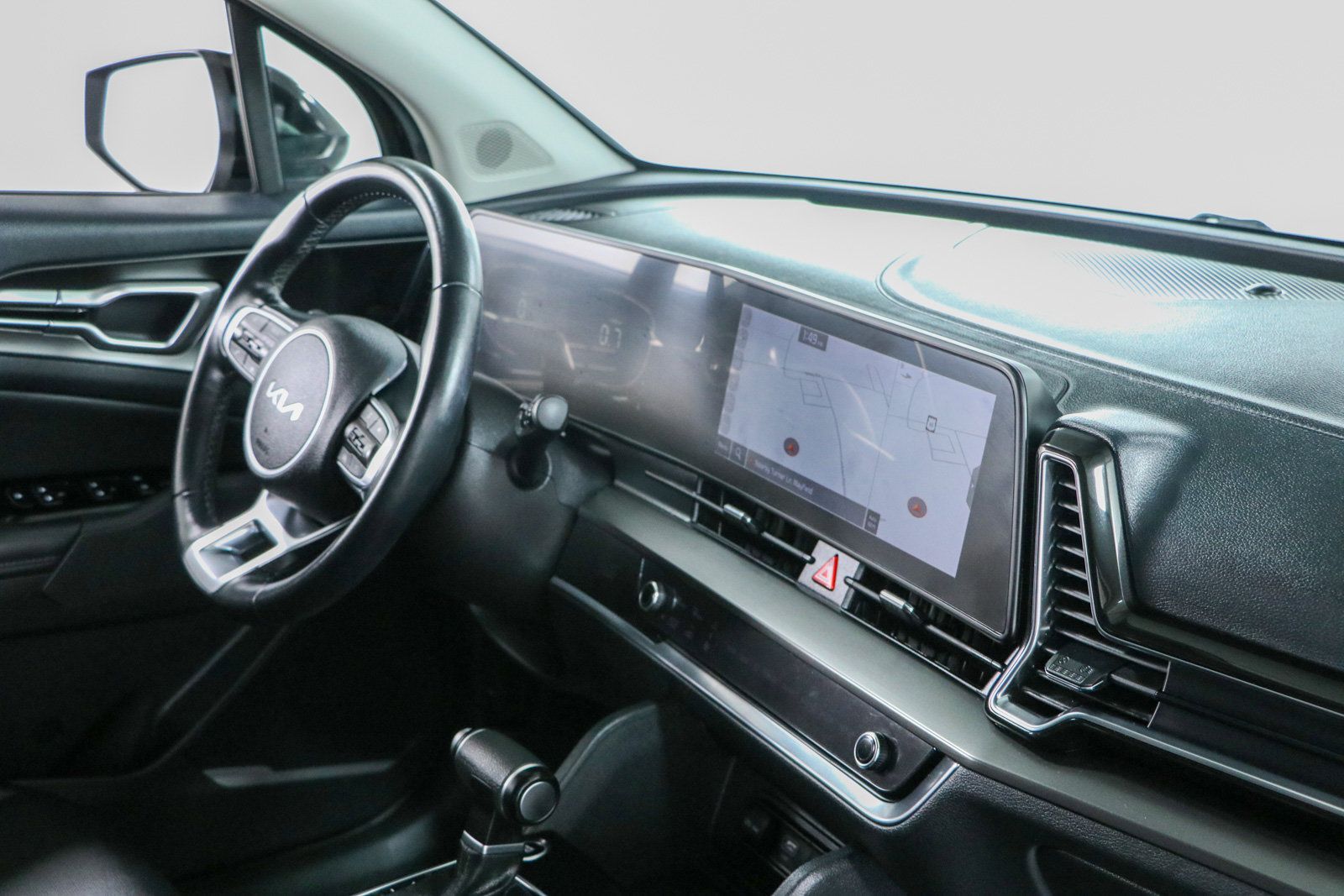 Used 2023 Kia Sportage EX FWD image 25