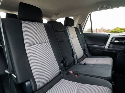 Used 2021 Toyota 4Runner SR5 image 33