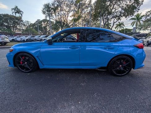 Used 2025 Honda Civic Type R image 10