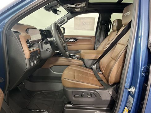 New 2026 Chevrolet Tahoe High Country w/ Sun And Tow Package image 25