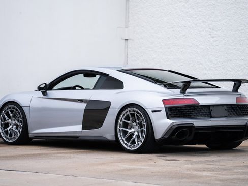 Used 2022 Audi R8 V10 performance image 14