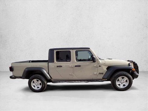 Used 2020 Jeep Gladiator Sport w/ Quick Order Package 23S image 5