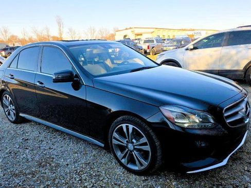 Used 2016 Mercedes-Benz E 350 Sedan w/ Premium Package image 3