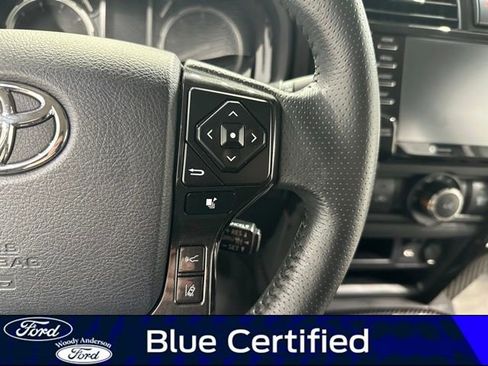 Used 2022 Toyota 4Runner TRD Off-Road image 12