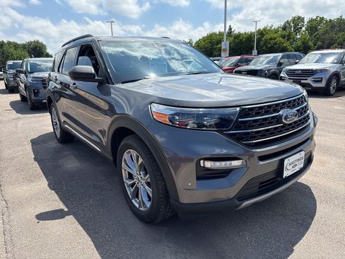 Certified 2023 Ford Explorer XLT w/ Equipment Group 202A AWD/4WD image 12