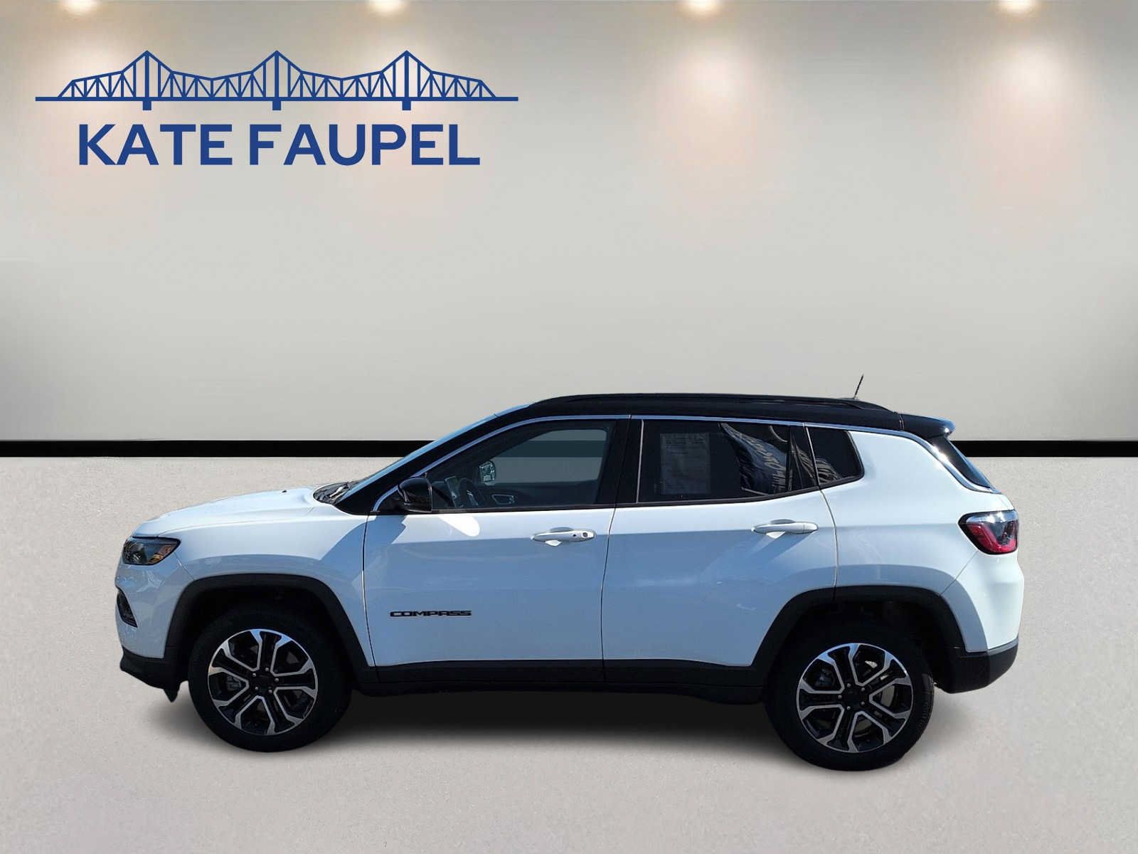 Used 2023 Jeep Compass Limited AWD/4WD image 4