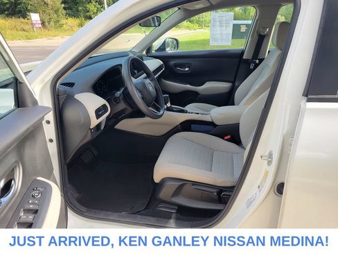 Used 2024 Honda HR-V LX image 13