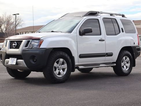 Used 2012 Nissan Xterra S image 11