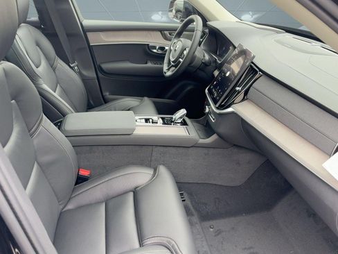 New 2026 Volvo XC90 B5 Ultra w/ Protection Package AWD/4WD image 30