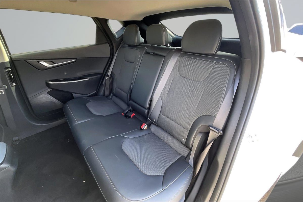 Used 2023 Kia EV6 Light RWD image 26