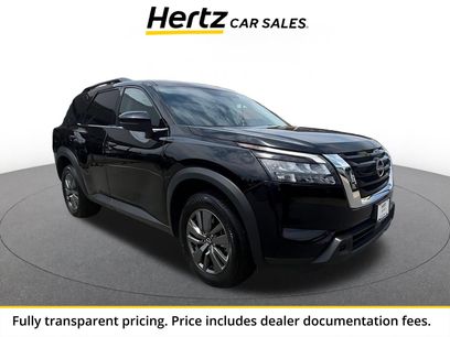 Used 2025 Nissan Pathfinder SV