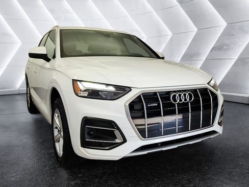 Used 2023 Audi Q5 2.0T Premium w/ Convenience Package AWD/4WD image 1