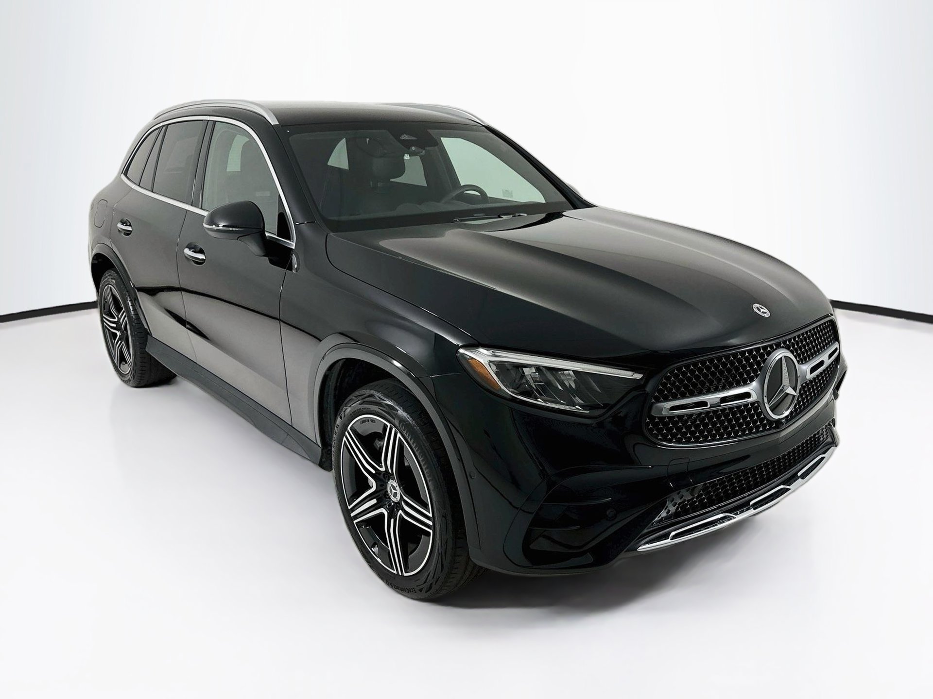 Certified 2024 Mercedes-Benz GLC 300 4MATIC image 1