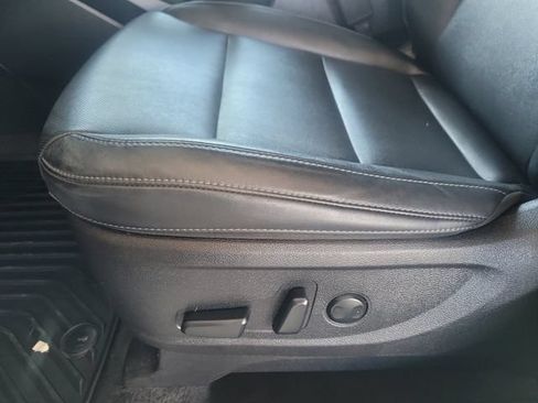 Used 2022 Kia Telluride S FWD image 22