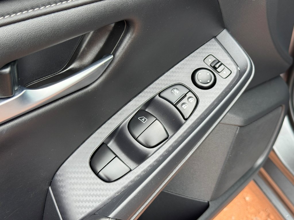 Used 2023 Nissan Sentra SV FWD image 10