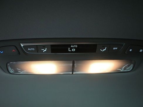 New 2025 Kia Telluride LX FWD image 32