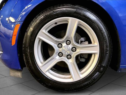 Used 2020 Chevrolet Camaro LT image 8