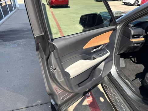 Used 2026 Toyota Grand Highlander AWD image 6