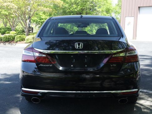 Used 2016 Honda Accord EX-L image 4