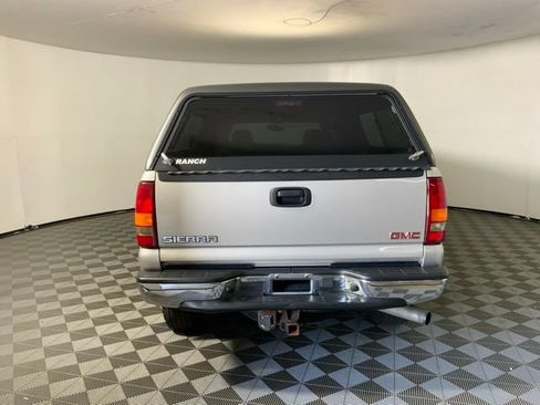Used 2007 GMC Sierra 2500 SLE w/ Heavy-Duty Power Package AWD/4WD image 6