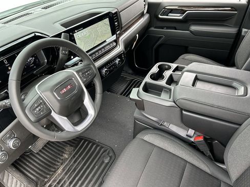 New 2026 GMC Sierra 2500 SLE AWD/4WD image 10