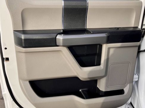 Used 2021 Ford F550 4x4 Crew Cab Super Duty image 16