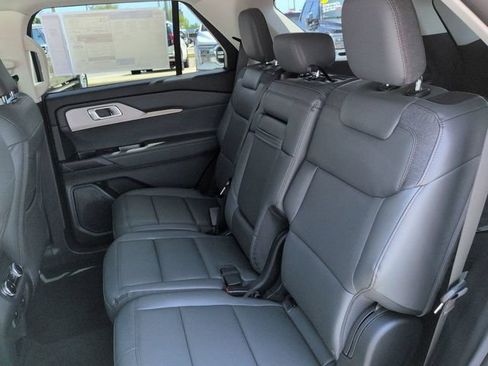 New 2026 Ford Explorer Active w/ Active Comfort Package RWD image 14
