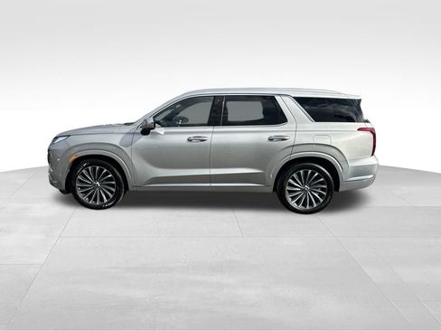 Used 2024 Hyundai Palisade Calligraphy image 4