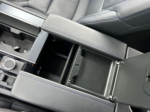 Used 2025 Toyota Tundra Platinum image 21