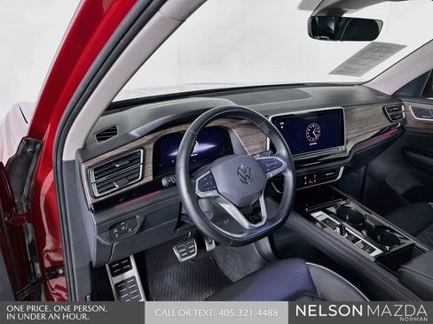 Used 2024 Volkswagen Atlas SEL Premium R-Line AWD/4WD image 10