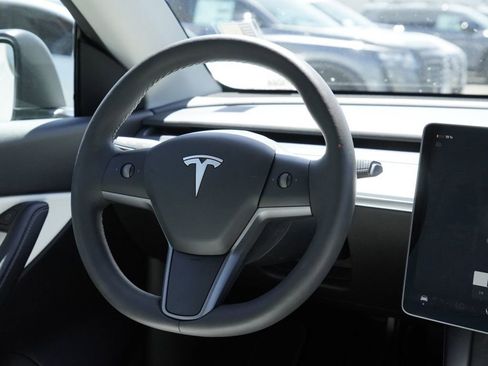 Used 2022 Tesla Model Y Performance AWD/4WD image 20