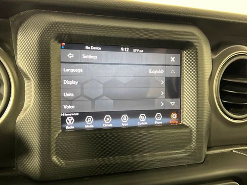 Used 2023 Jeep Gladiator Sport image 28