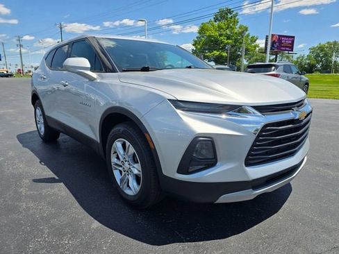 Used 2019 Chevrolet Blazer LT FWD image 3