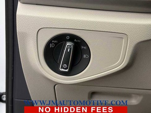 Used 2019 Volkswagen Atlas SE image 36